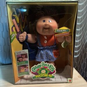 Vintage CABBAGE PATCH KIDS Collectors Doll SnackTime Kid Mari Ariel NIB HTF